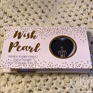 Wish pearl turtle necklace